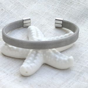 Narukvica od čelika Izida