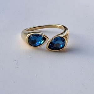 Prsten dva cirkona, plavi