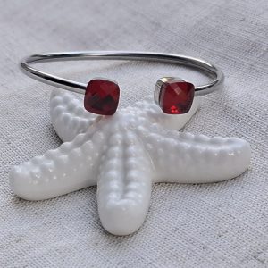 Narukvica s brušenim staklom, crvena