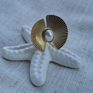 Cvijet s perlom, zlatni