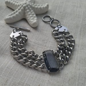 Narukvica Brušeno sivo staklo